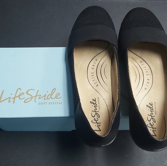 LifeStride with Soft System Technology, comfort, support and flex Sz 9W Black - Picture 3 of 6